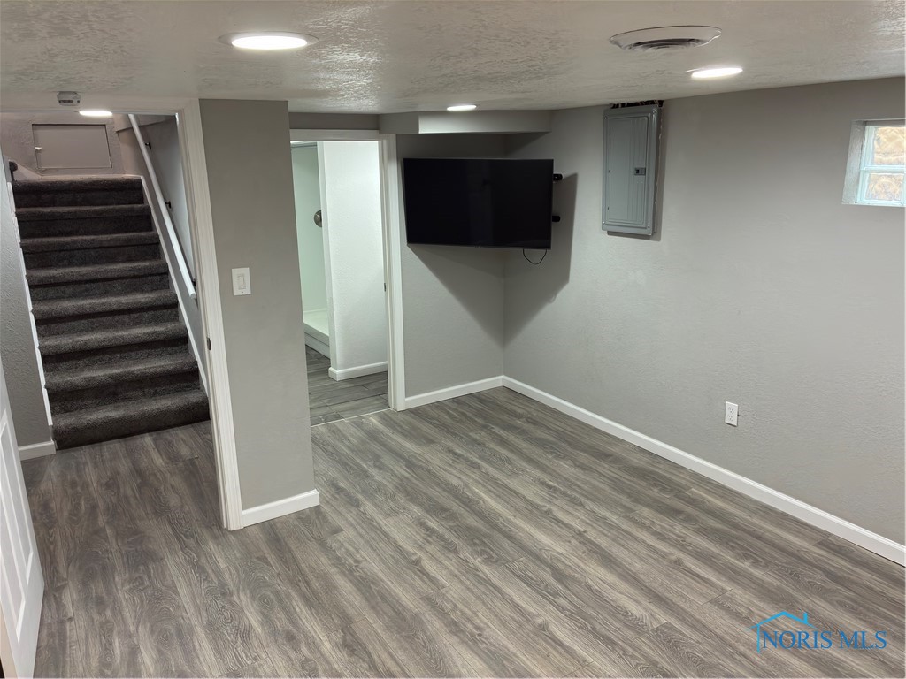 5049 Kellogg Road, Toledo, Ohio image 24