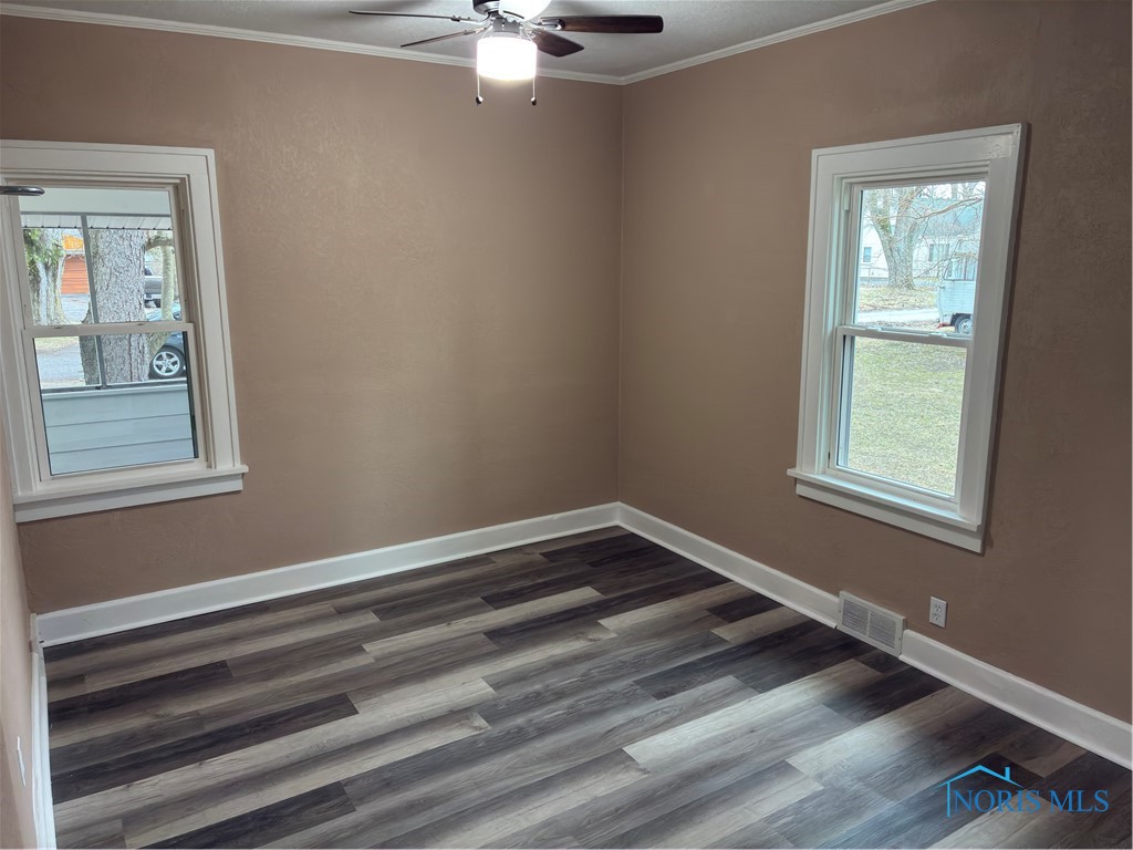 5049 Kellogg Road, Toledo, Ohio image 19