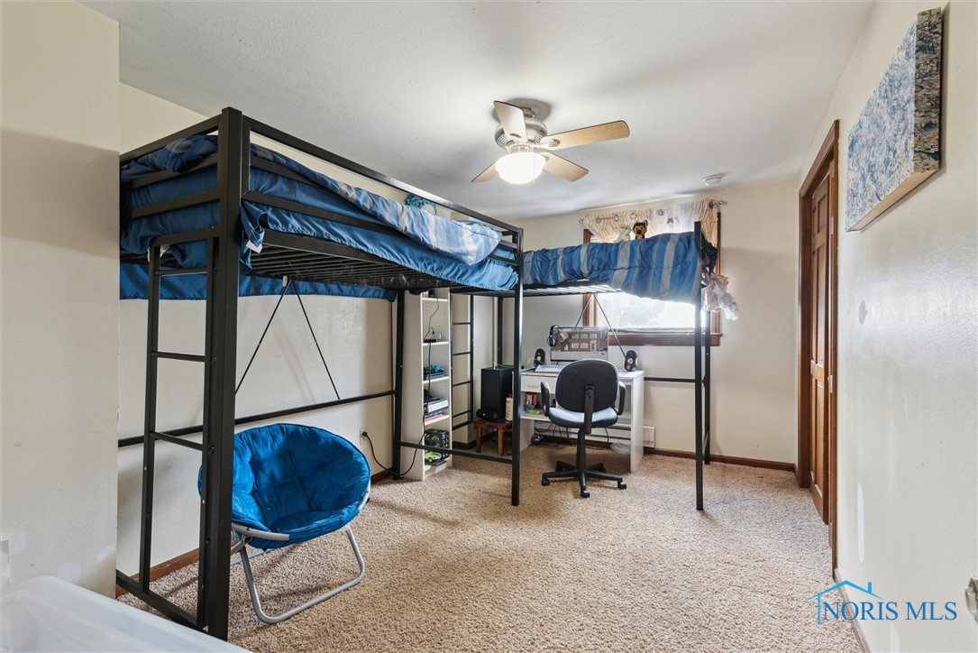 2627 Meadowwood Drive, Toledo, Ohio image 32