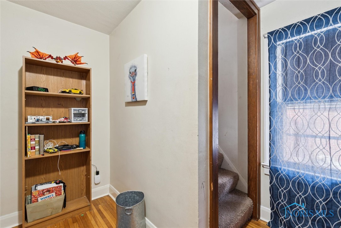 2627 Meadowwood Drive, Toledo, Ohio image 34