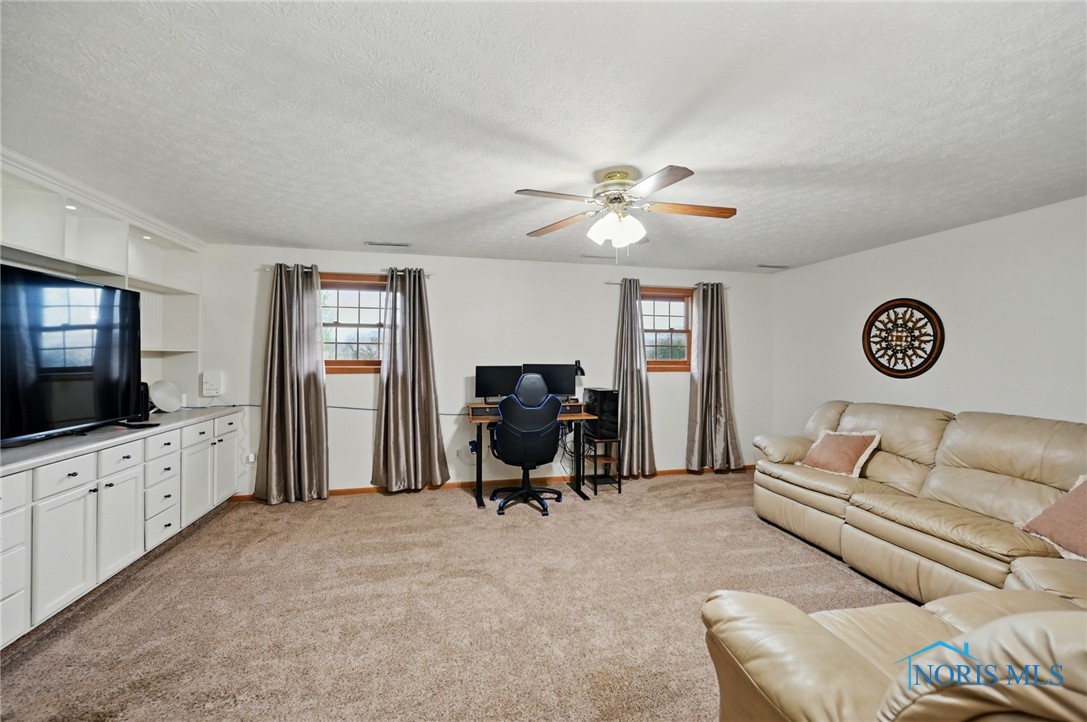 2024 Greystone Drive, Findlay, Ohio image 31