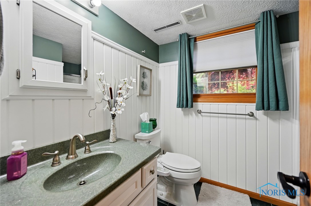 2024 Greystone Drive, Findlay, Ohio image 32