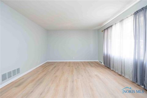 Tiny photo for 506 Hillcrest Avenue, Findlay, OH 45840 (MLS # 6135548)