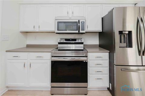 Tiny photo for 506 Hillcrest Avenue, Findlay, OH 45840 (MLS # 6135548)