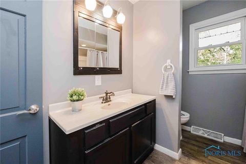 Tiny photo for 506 Hillcrest Avenue, Findlay, OH 45840 (MLS # 6135548)