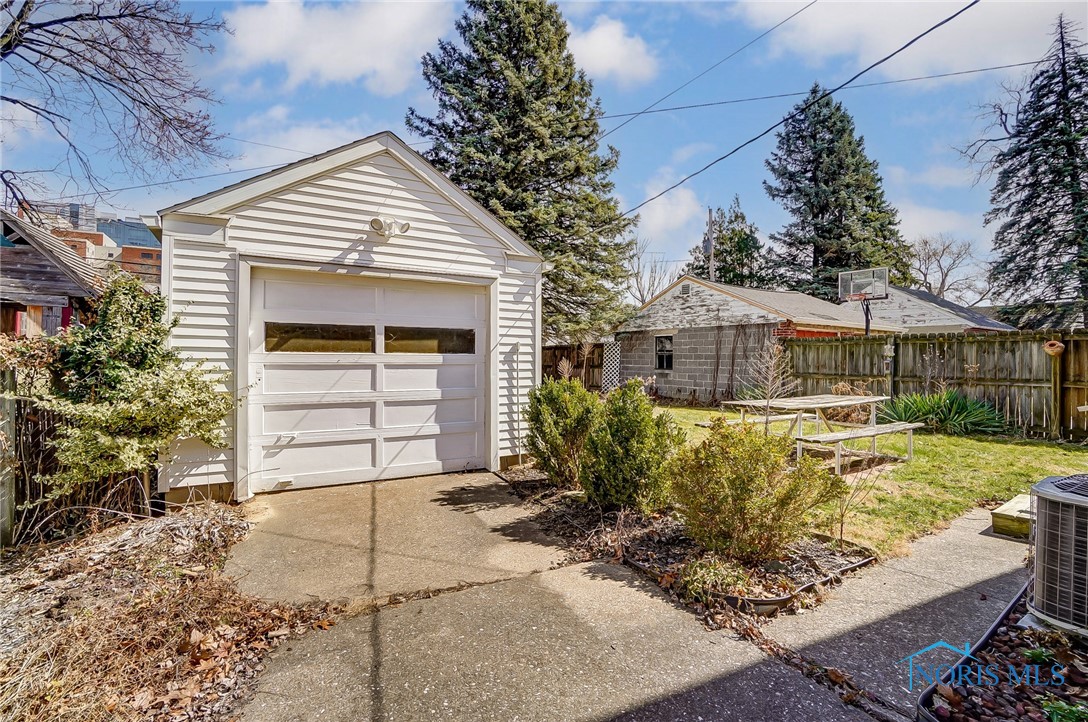 2664 Northwood Avenue, Toledo, Ohio image 36