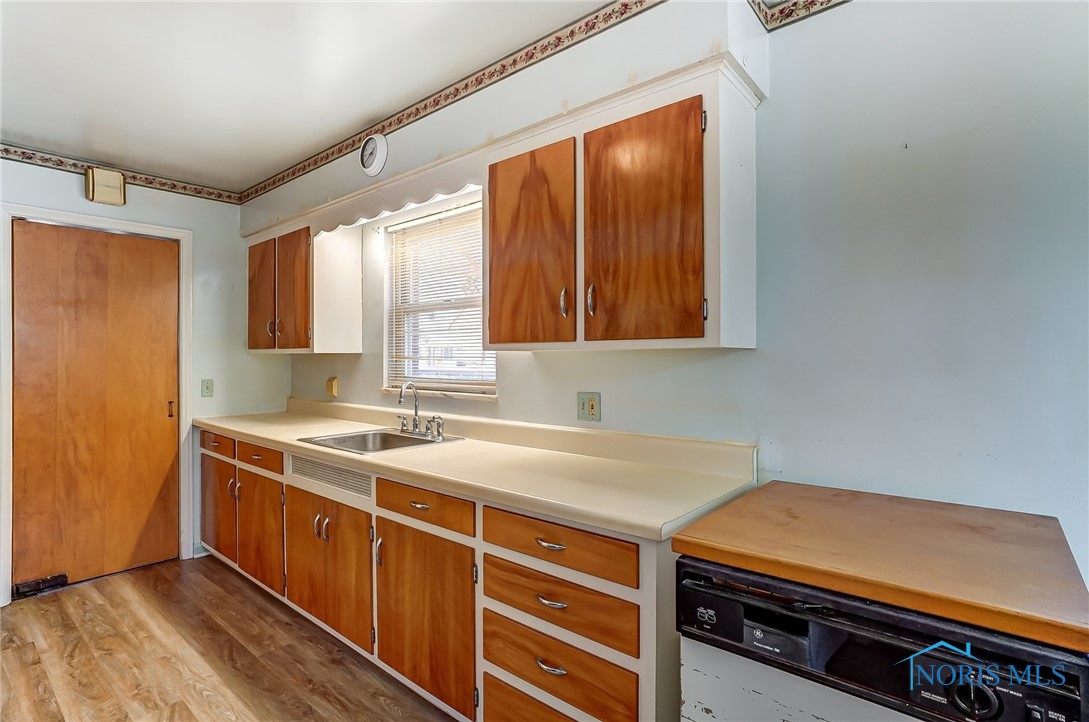 2664 Northwood Avenue, Toledo, Ohio image 11