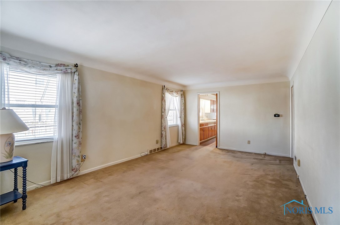 2664 Northwood Avenue, Toledo, Ohio image 6