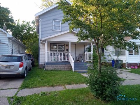 Photo of 2026 Berkshire Place, Toledo, OH 43613 (MLS # 6136282)