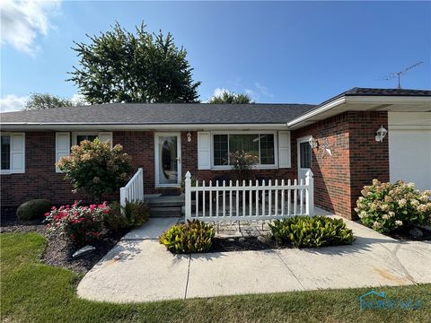 Tiny photo for 8 Christopher Drive, Fostoria, OH 44830 (MLS # 6136310)