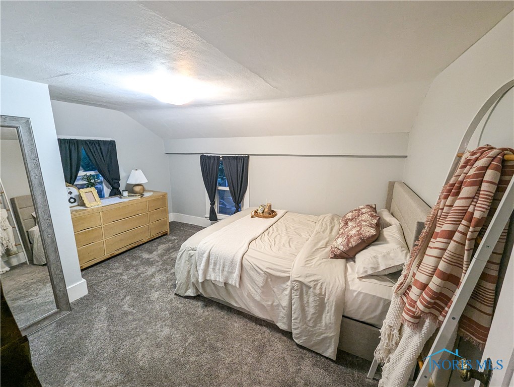 825 Cory Street, Fostoria, Ohio image 20