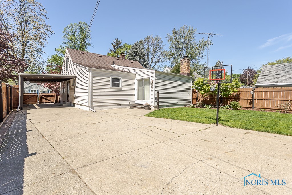 4538 Haddington Drive, Toledo, Ohio image 30