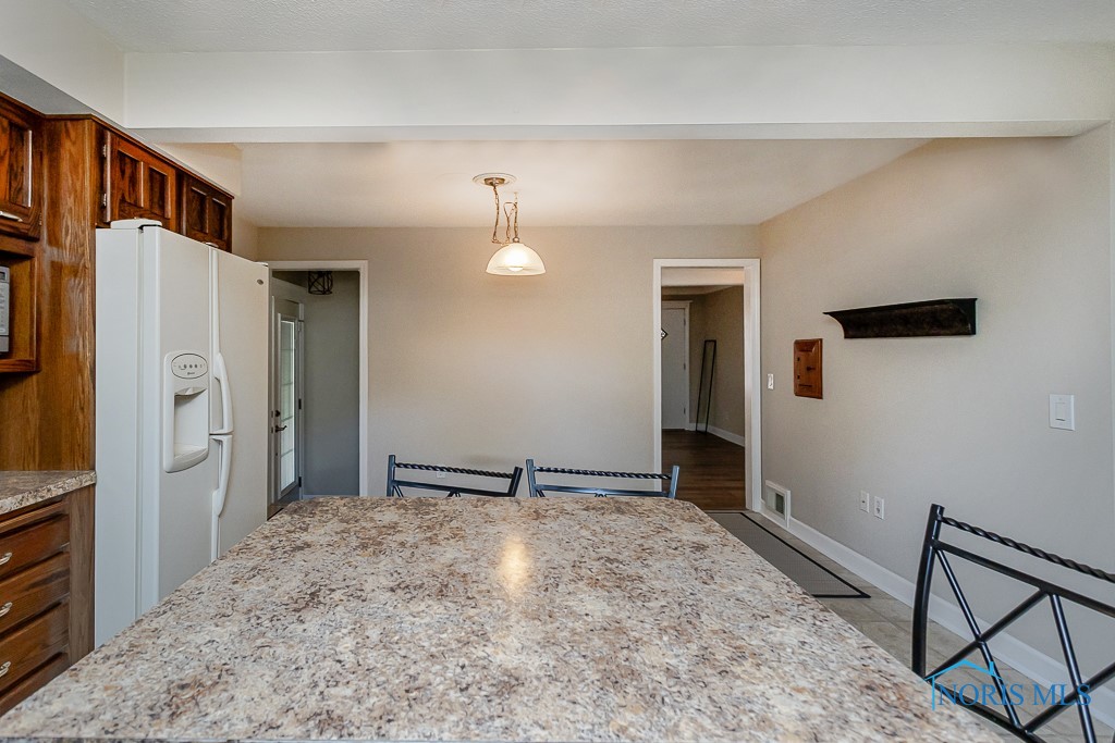 4538 Haddington Drive, Toledo, Ohio image 11