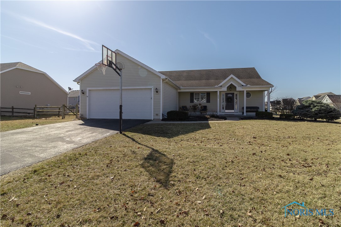1882 Horseshoe Bend Drive, Perrysburg, Ohio image 1