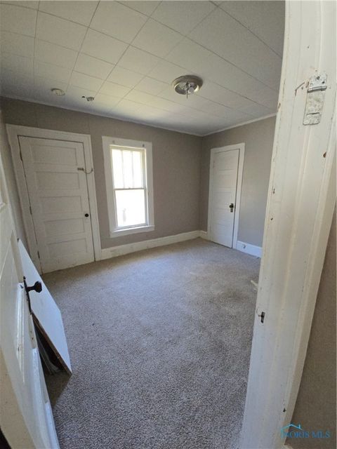 Tiny photo for 221 Somerset Street, Toledo, OH 43609 (MLS # 6136569)