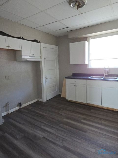 Tiny photo for 221 Somerset Street, Toledo, OH 43609 (MLS # 6136569)
