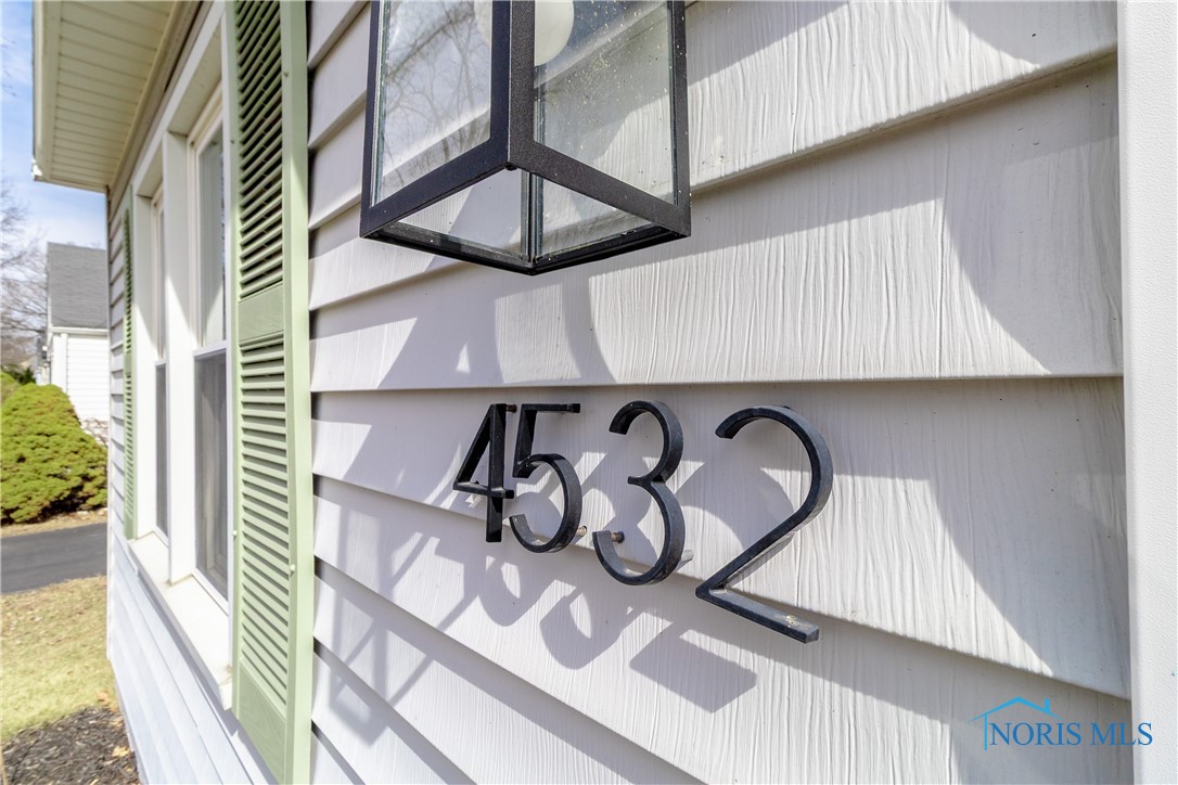 4532 Hannaford Drive, Toledo, Ohio image 3