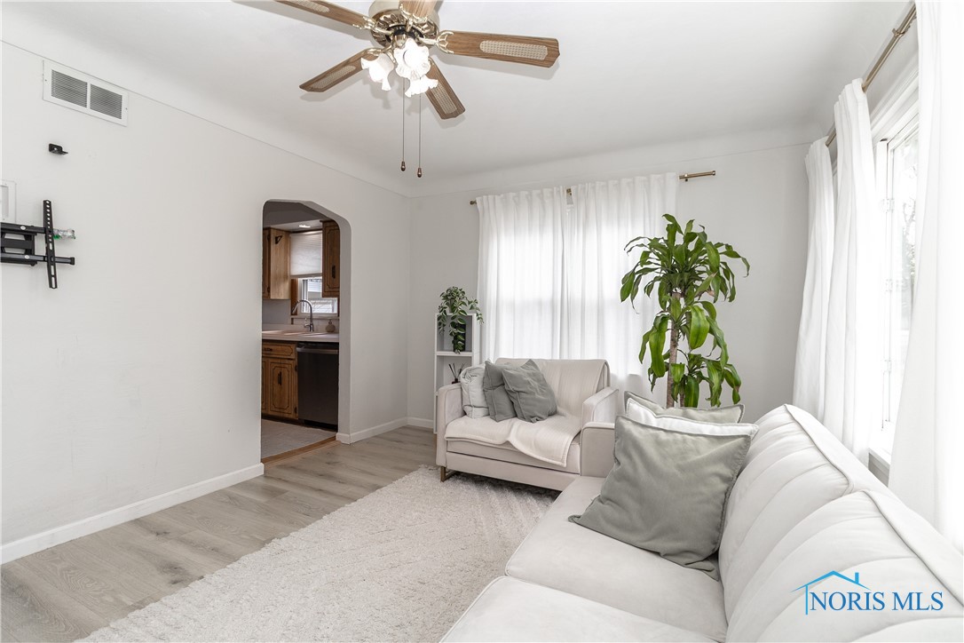 4532 Hannaford Drive, Toledo, Ohio image 10