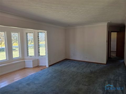 Tiny photo for 6530 Corduroy Road, Oregon, OH 43616 (MLS # 6136915)