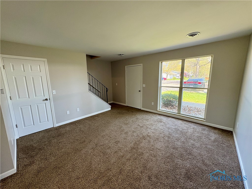 180 Gibson Court, Tiffin, Ohio image 2