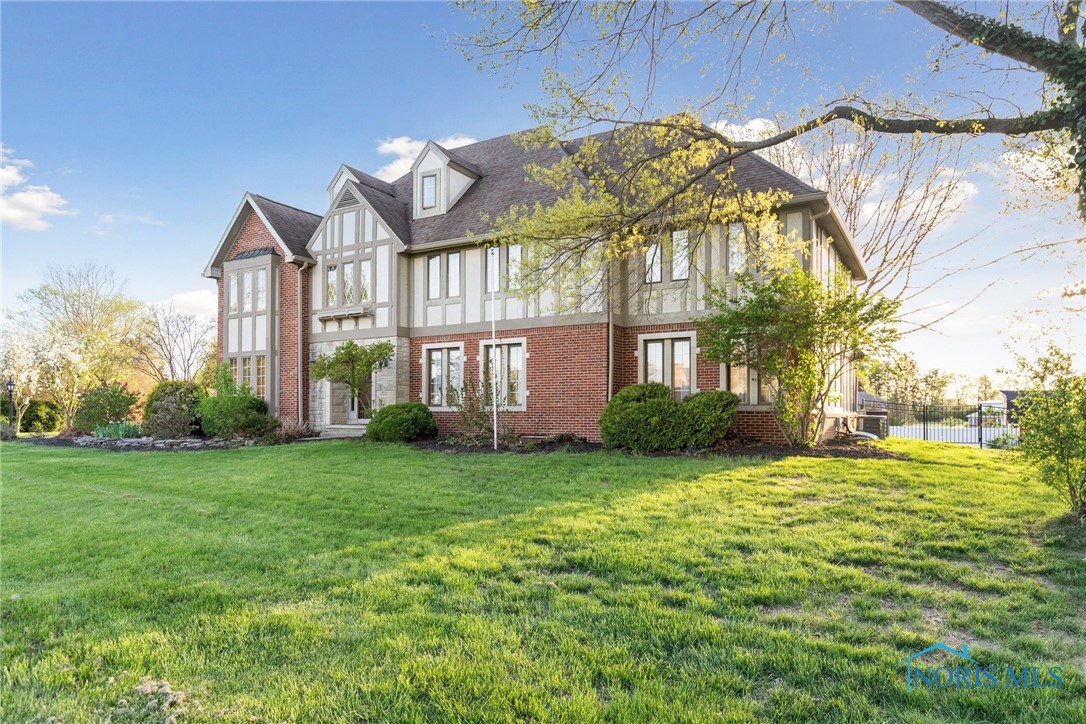 25581 Normandy Road, Perrysburg, Ohio image 2