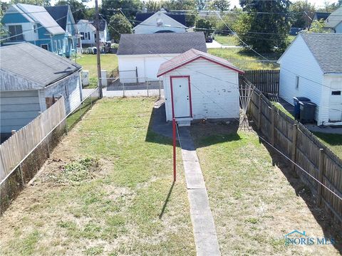 Tiny photo for 322 Dexter Street, Toledo, OH 43608 (MLS # 6135973)