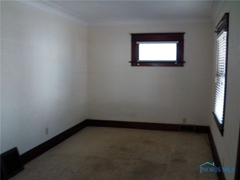 Tiny photo for 322 Dexter Street, Toledo, OH 43608 (MLS # 6135973)
