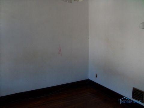 Tiny photo for 322 Dexter Street, Toledo, OH 43608 (MLS # 6135973)