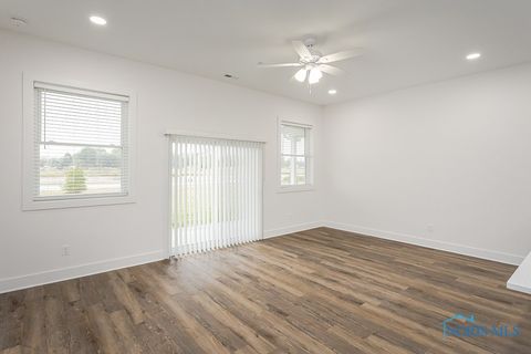 Tiny photo for 199 E Bridge Road, Northwood, OH 43619 (MLS # 6136228)