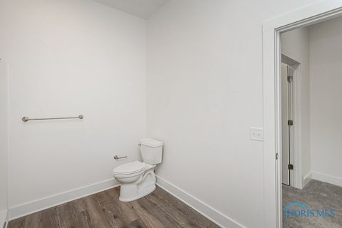 Tiny photo for 199 E Bridge Road, Northwood, OH 43619 (MLS # 6136228)