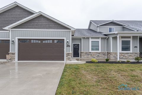 Photo of 199 E Bridge Road, Northwood, OH 43619 (MLS # 6136228)