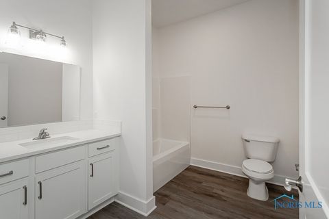 Tiny photo for 199 E Bridge Road, Northwood, OH 43619 (MLS # 6136228)