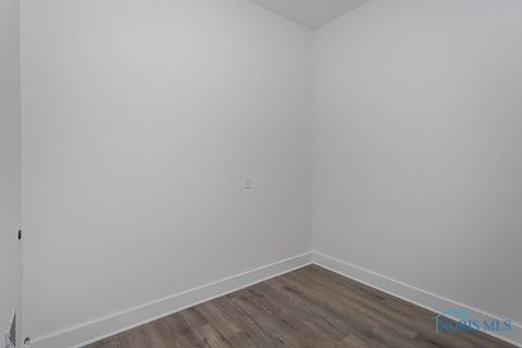 Tiny photo for 199 E Bridge Road, Northwood, OH 43619 (MLS # 6136228)