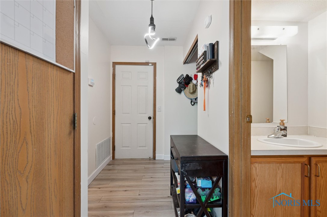 1058 Rockcress Drive, Toledo, Ohio image 14