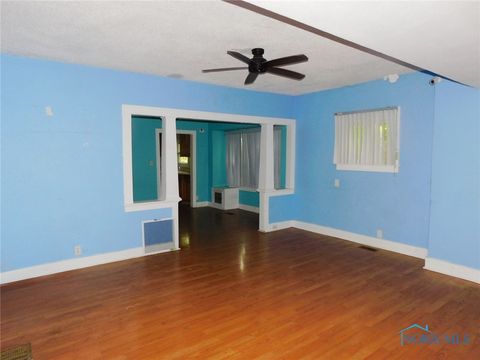 Tiny photo for 200 Rood Street, Northwood, OH 43619 (MLS # 6136215)