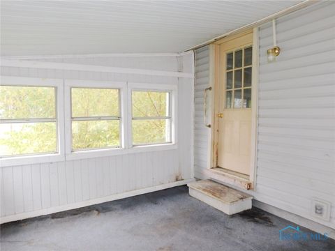 Tiny photo for 200 Rood Street, Northwood, OH 43619 (MLS # 6136215)