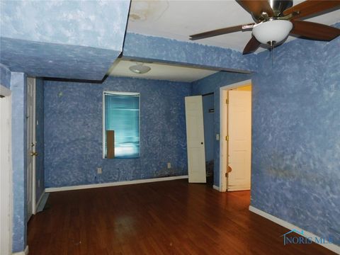 Tiny photo for 200 Rood Street, Northwood, OH 43619 (MLS # 6136215)