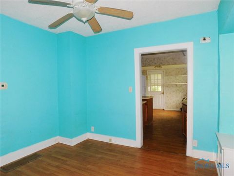 Tiny photo for 200 Rood Street, Northwood, OH 43619 (MLS # 6136215)