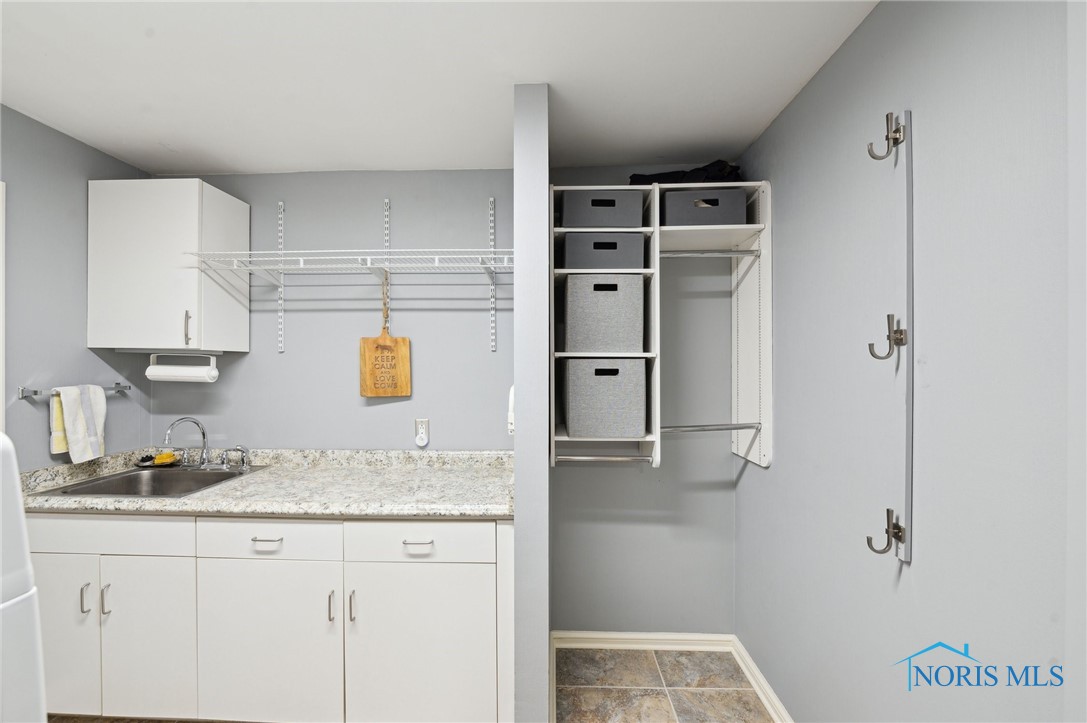 5257 N Oak Court, Toledo, Ohio image 35