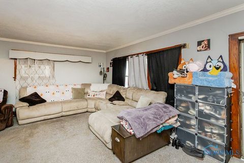 Tiny photo for 225 Maryland Avenue, Toledo, OH 43605 (MLS # 6136762)