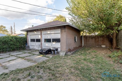 Tiny photo for 225 Maryland Avenue, Toledo, OH 43605 (MLS # 6136762)