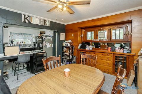 Tiny photo for 225 Maryland Avenue, Toledo, OH 43605 (MLS # 6136762)