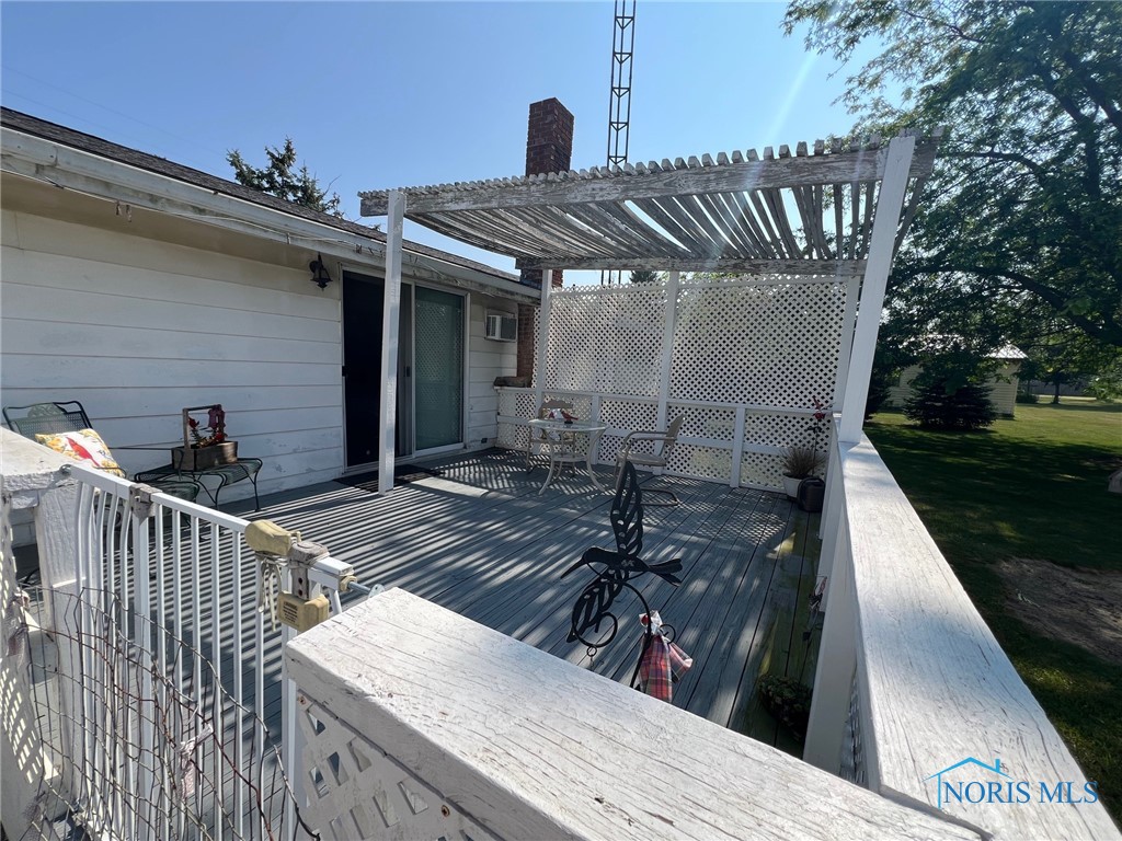 615 W Gage Street