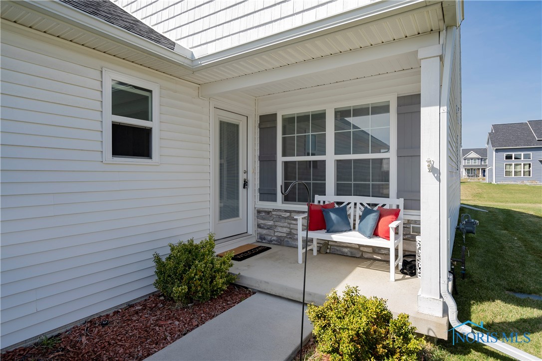 5166 Comstock Drive, Sylvania, Ohio image 4