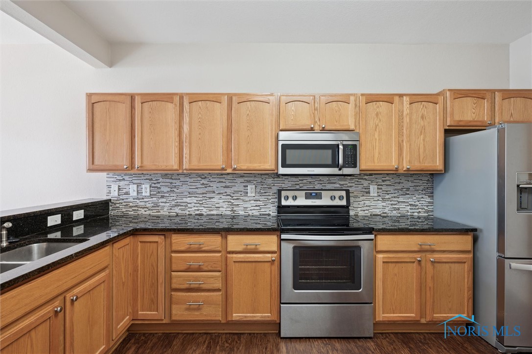 8358 Ledgestone Avenue #8358, Sylvania, Ohio image 8