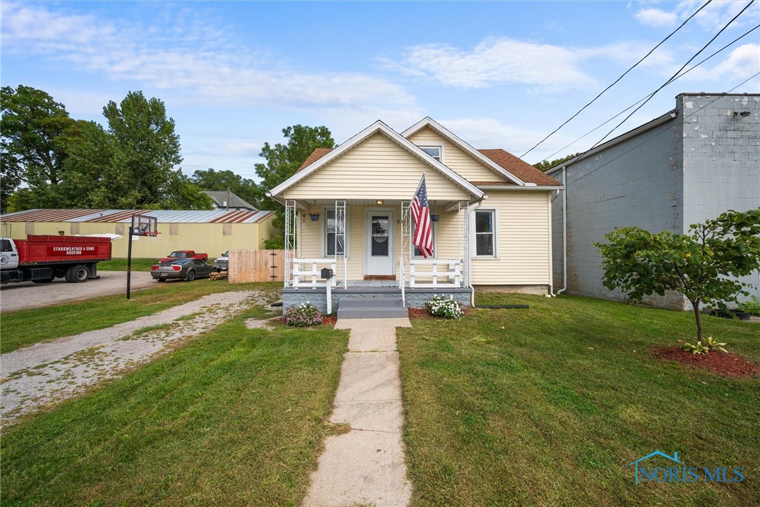 208 N Brunell Street