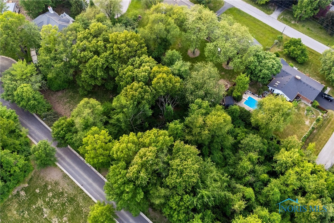 4812 Cinnamon Lane, Sylvania, Ohio image 1
