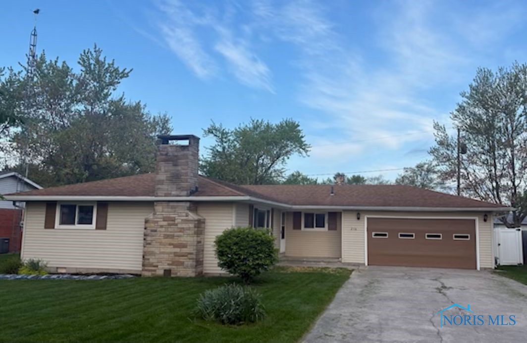 216 Northfield Avenue, Defiance, Ohio image 1