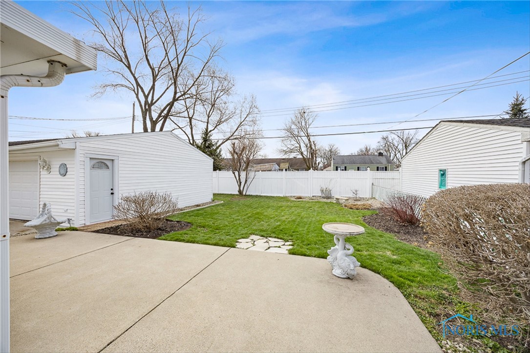 628 Greenfield Drive, Maumee, Ohio image 29