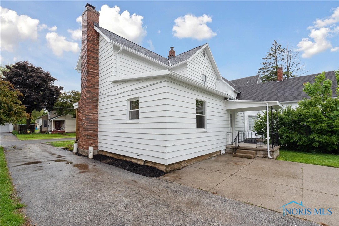 143 Laquineo Street, Findlay, Ohio image 27